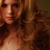 Rachelle LeFevre darovala krev na pomoc lidem z Haiti